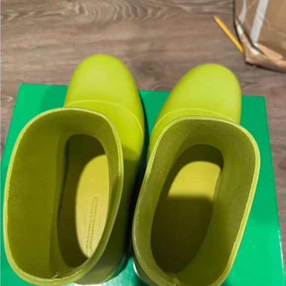 Bottega Veneta Lime Green Ankle Boots - Picture 7 of 10